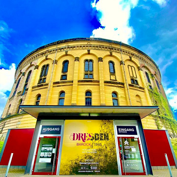 WIR WÜNSCHEN ALLEN EINEN SONNIGEN START IN DIE WOCHE LG Euer Panometer-Team dresden ausflugsziele museum barock asisi ...